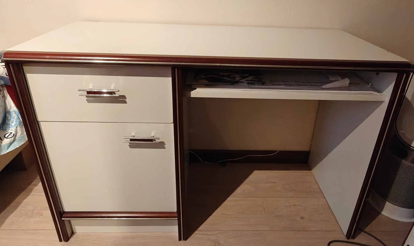 Buro te koop, Ophalen, Gebruikt, 120 cm, Hout