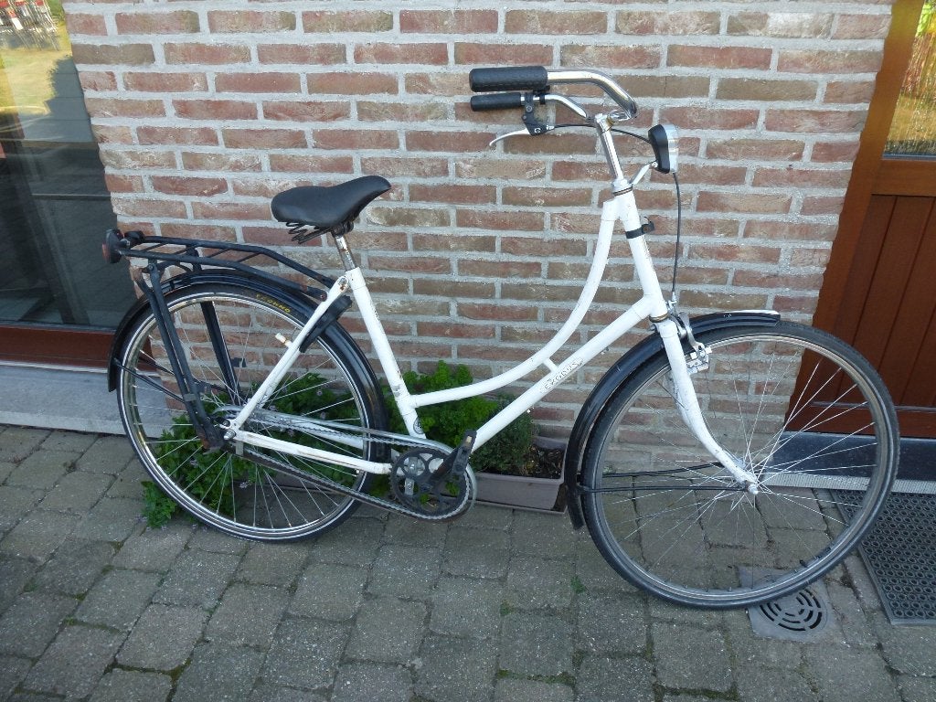 omafiets wit 60 euro, Ophalen, Gebruikt, Terugtraprem
