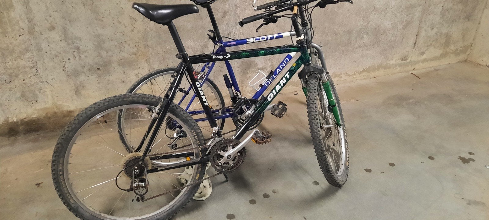 Twee MTB te koop., Ophalen, Giant