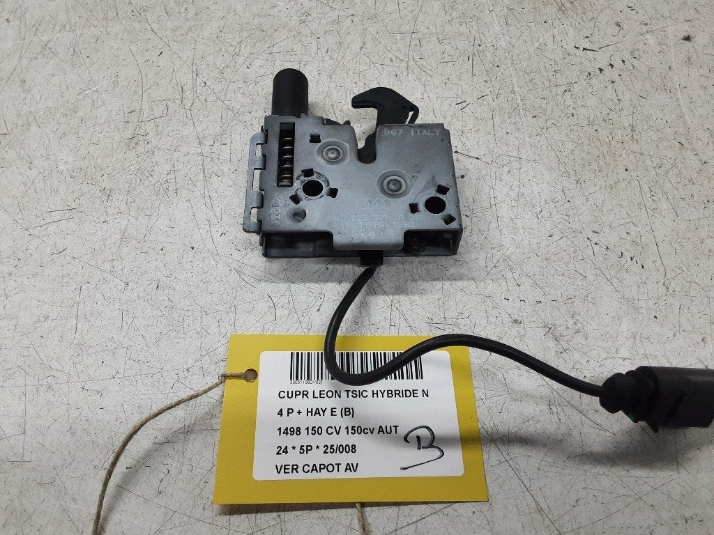 SERRURE CAPOT Seat Leon (KLB) (01-2019/-) (4K0823509A), Autos : Pièces & Accessoires, Seat Deutschland GmbH, Service@seat.de, Utilisé