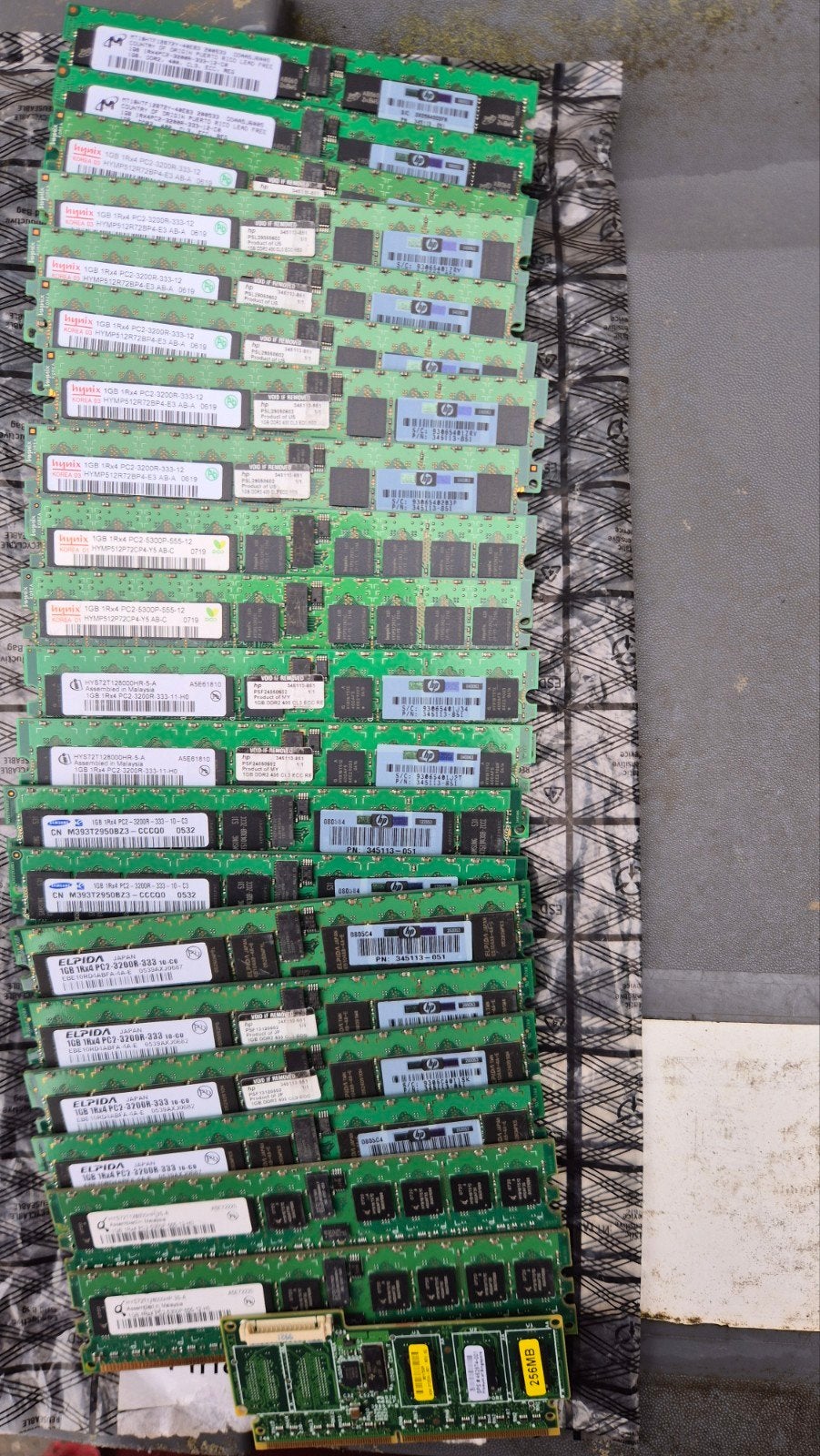 Verschillende types server geheugen, Server, Ophalen of Verzenden, DDR2, Gebruikt