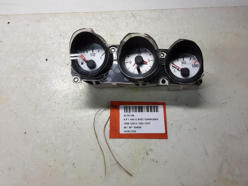 HORLOGE Alfa Romeo 156 Sportwagon (932) (60657729), Mevr. I. Hauben, Utilisé, Alfa Romeo, Rue de l'Espoir 34 34
4030  GRIVEGNÉE, BE
