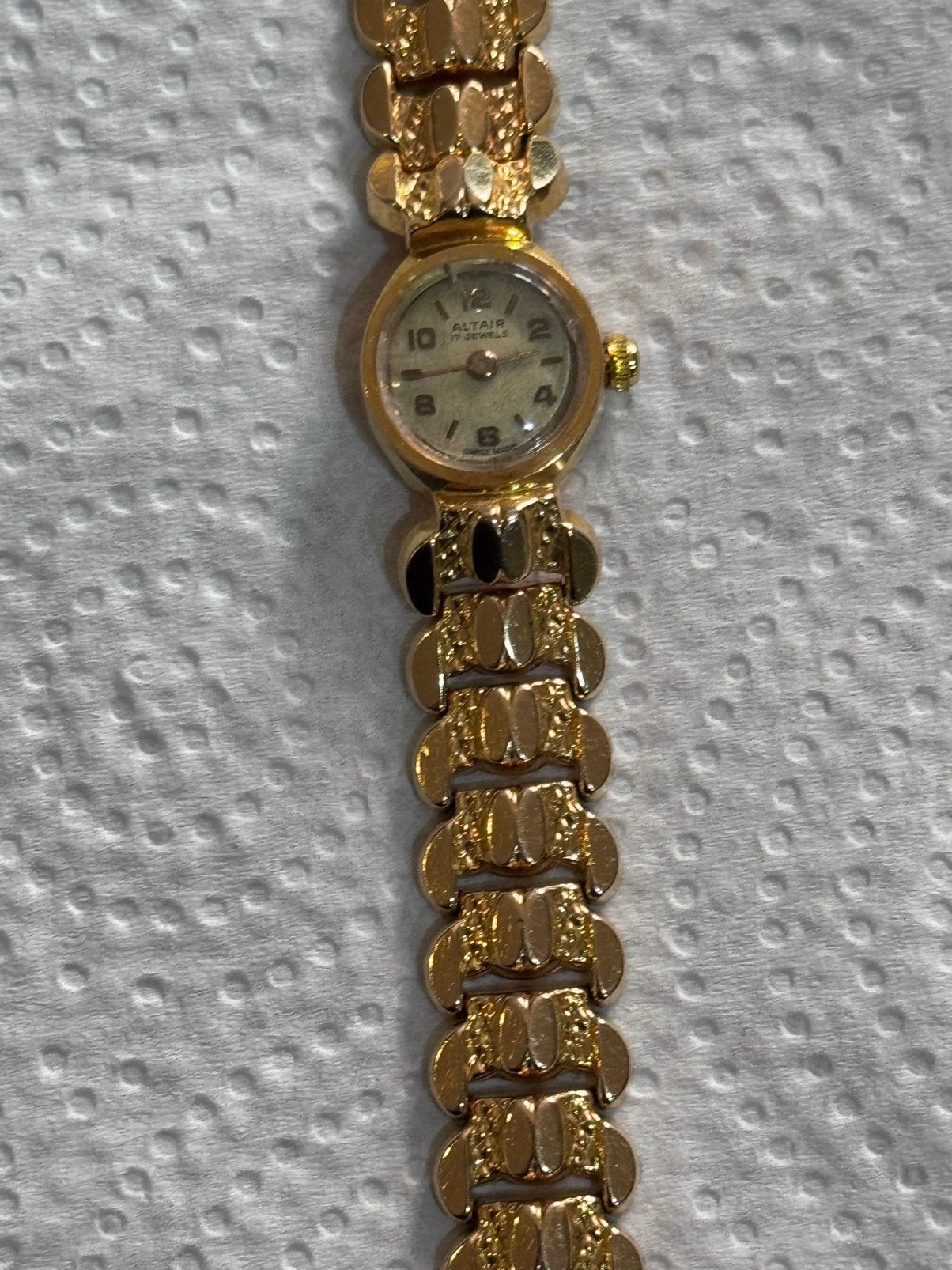 Goud horloge, Handtassen en Accessoires, Horloges | Dames, Ophalen, Zo goed als nieuw, Goud