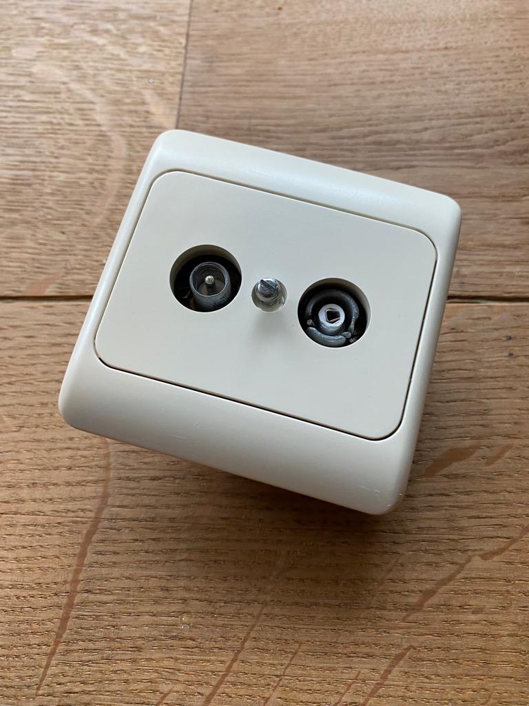 Niko PR20 coax, Ophalen of Verzenden, Gebruikt, Overige typen
