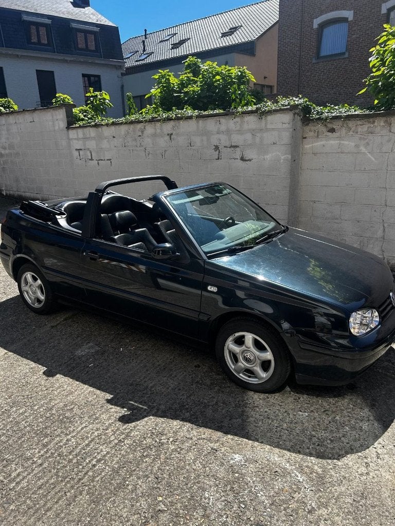 Volkswagen Golf Cabriolet SWAP MOTEUR EN PARFAIT ETAT, Achat, 90 ch, Entreprise, Cabriolet