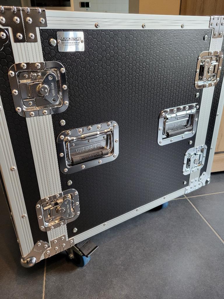 19" Flight case, Enlèvement, Comme neuf, Autres instruments, Flight case