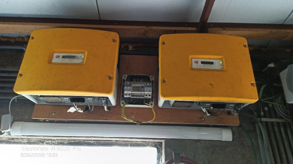 2 jbc omvormer zonnepanelen, Doe-het-zelf en Bouw, Ophalen, Gebruikt, Overige typen, 200 wattpiek of meer