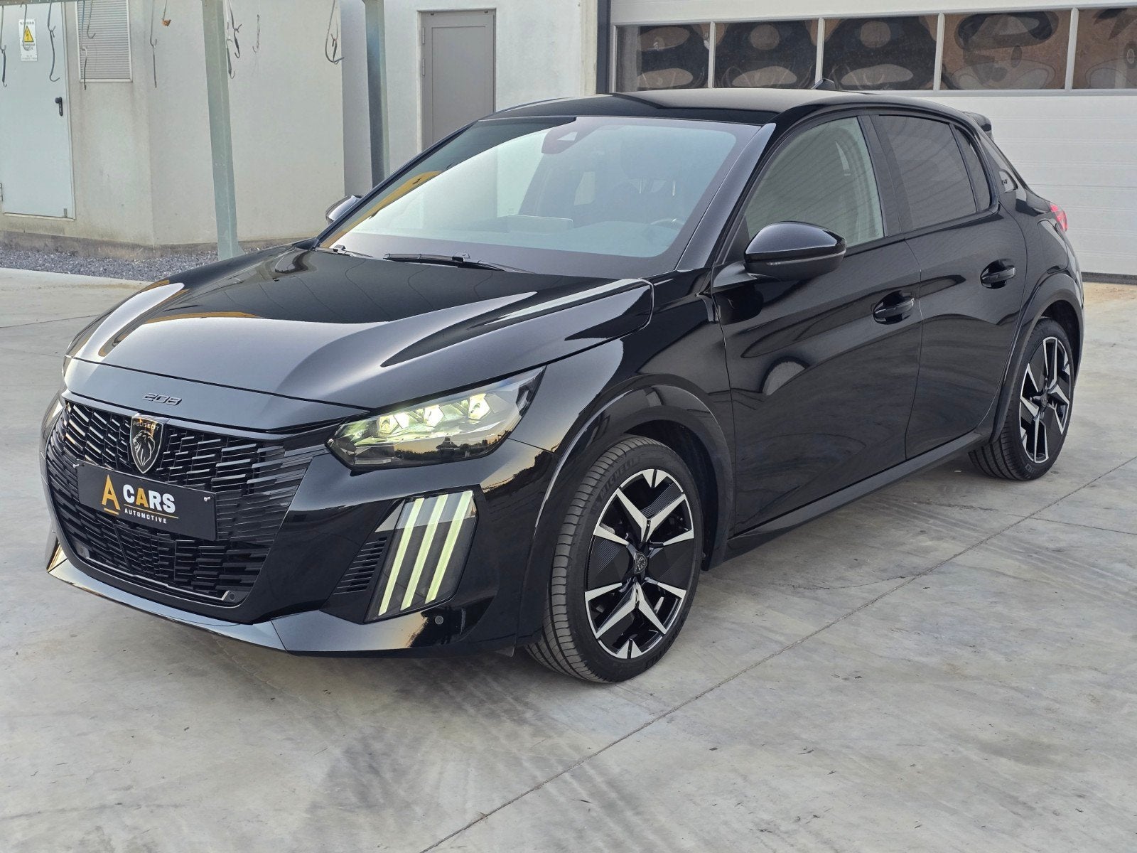 Peugeot 208 GT Hybrid e-DCS6 Automatic avec de nombreuses op, Achat, Euro 6, Entreprise, Entretenue par le concessionnaire