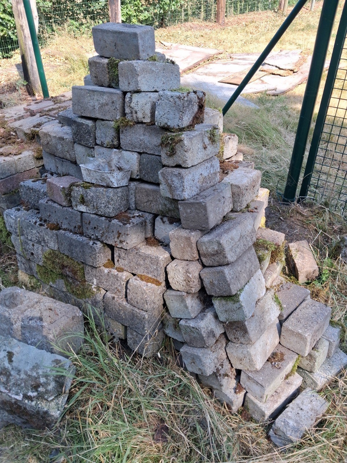Gratis klinker af te halen te westerlo, Tuin en Terras, Ophalen, Gebruikt, Beton, Klinkers