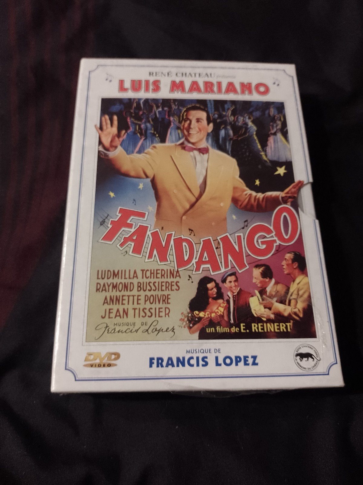 A vendre coffret dvd rené château Louis Mariano neuf, Comédie romantique, Enlèvement ou Envoi, Français, Comprend un boîtier