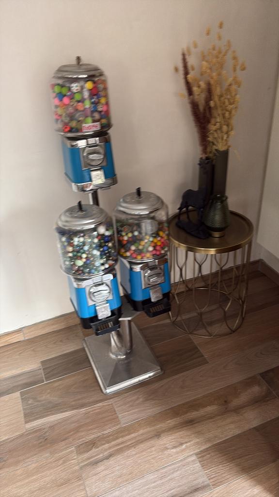 Kauwgomballenautomaat, Ophalen, Zo goed als nieuw
