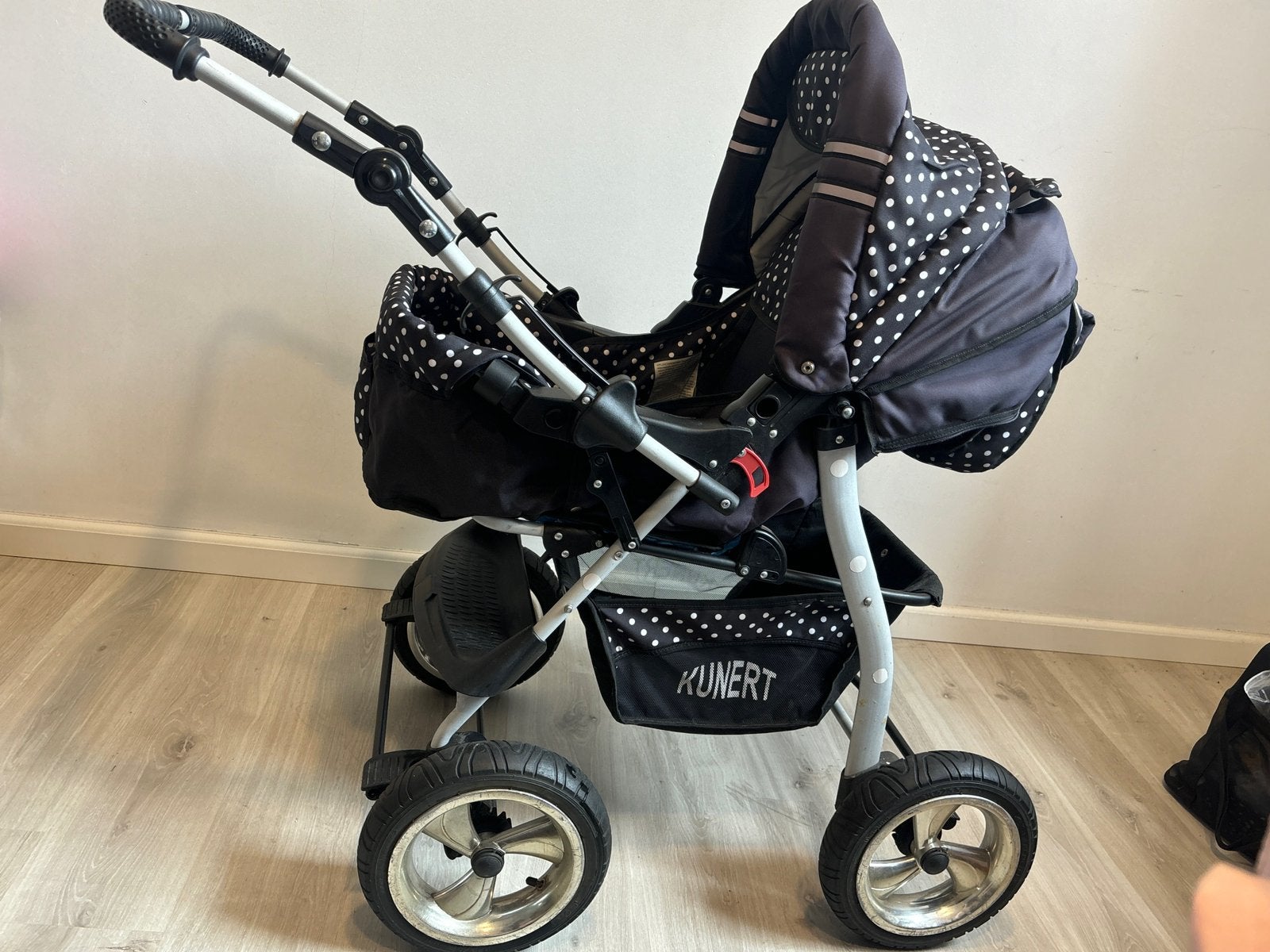 Kunert 2-in-1 stroller/transformer, Gebruikt, Verstelbare duwstang, Ophalen, Kinderwagen
