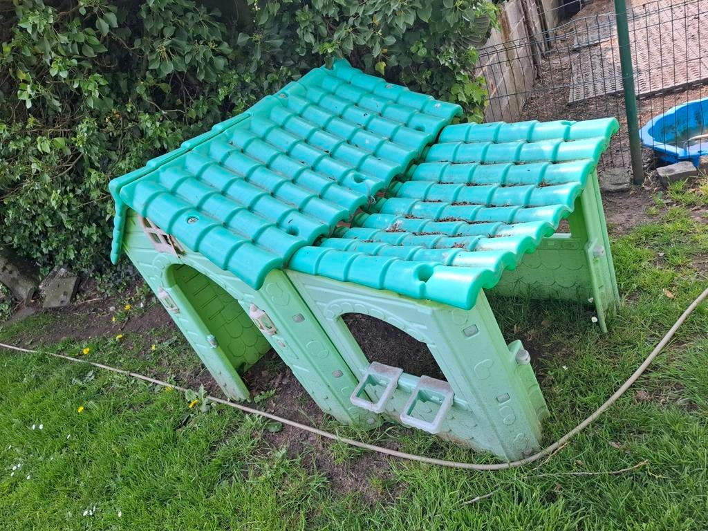 Speelhuisje, deurtjes ontbreken, Ophalen
