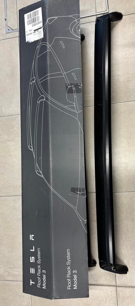 Dakdragers voor dakdragers Tesla Model 3, Ophalen, Gebruikt