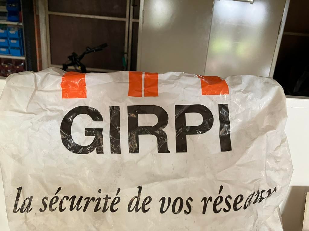Girpi persluchtkoppelingen, Enlèvement, Neuf