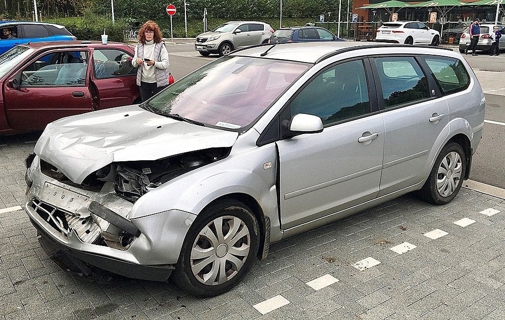 Ford Focus Ghia Break 1.6 E - voor onderdelen of reparatie, Auto's, 1596 cc, Particulier, 74 kW, Euro 4