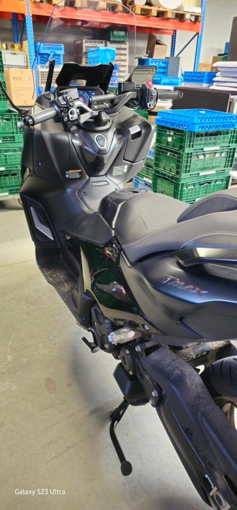 Tmax 560  techmax, Motos, Particulier