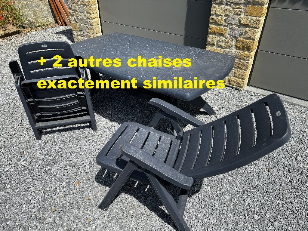 TAFEL + 4 OPVOUWBARE TUINSTOELEN in uitstekende staat, Ophalen, Gebruikt, Rechthoekig, Plastic