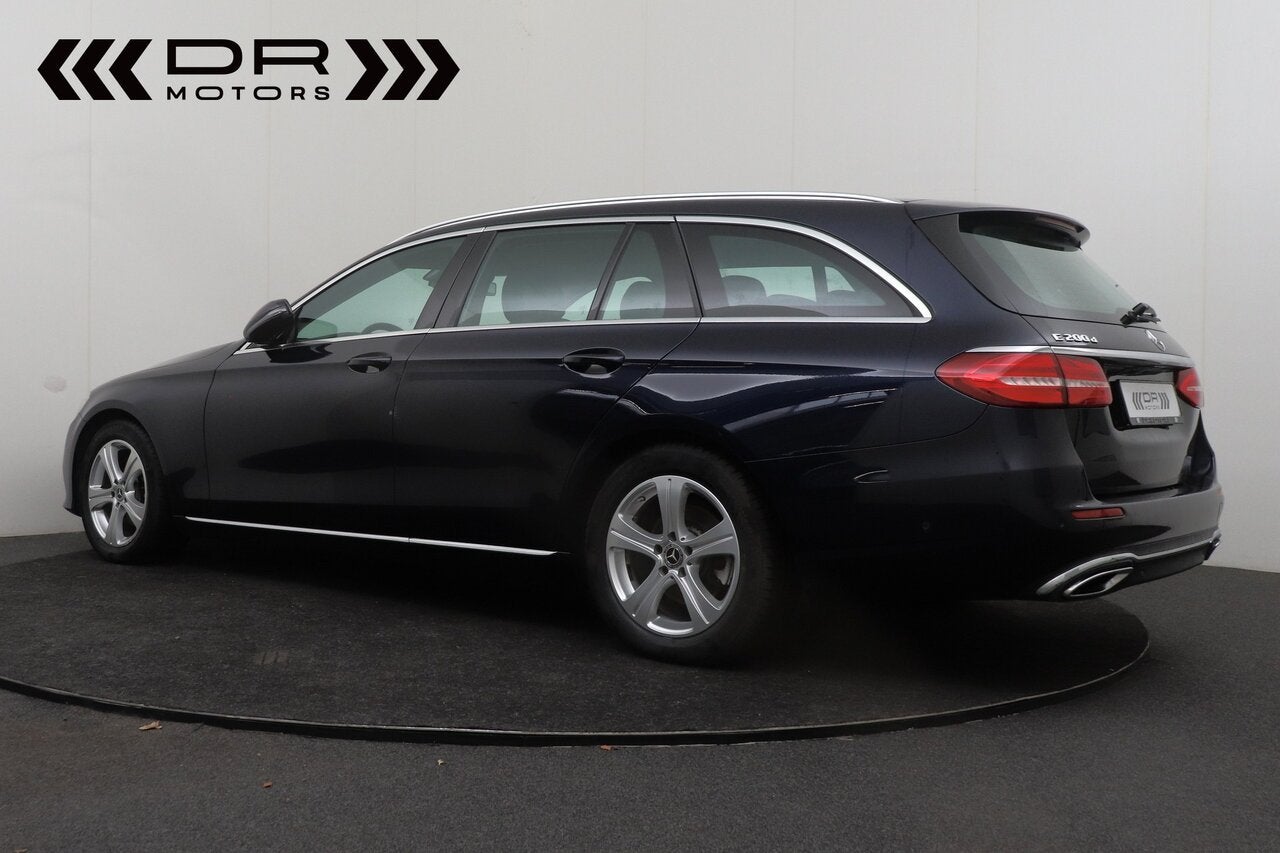 Mercedes-Benz E 200 AUTOMAAT - LEDER - SPORTZETELS - GPS, Autos, 0 kg, Achat, Commande vocale, Euro 6