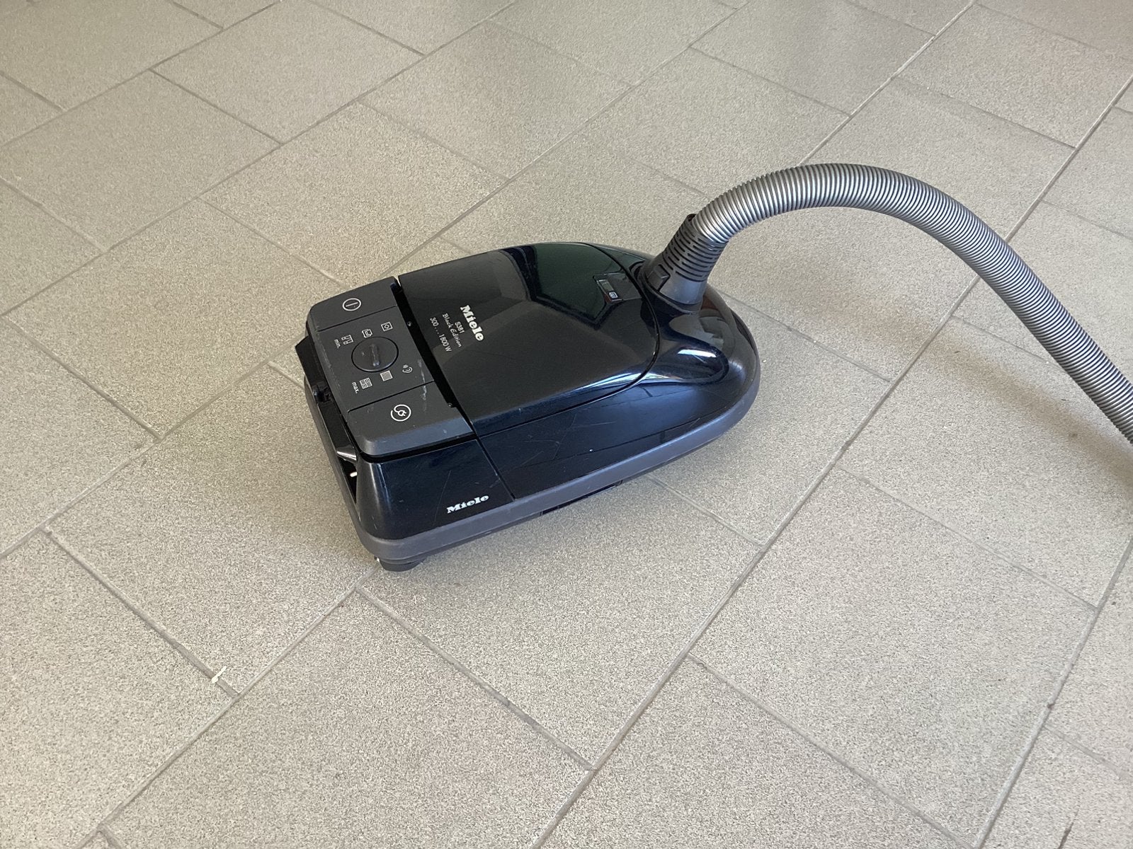 Aspirateur Miele., Enlèvement ou Envoi, Comme neuf, Miele