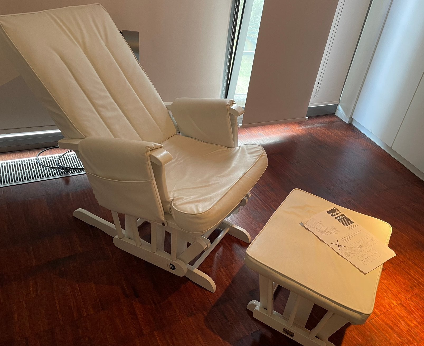 Child wood schommelstool met voetenbankje, Huis en Inrichting, Ophalen, Gebruikt