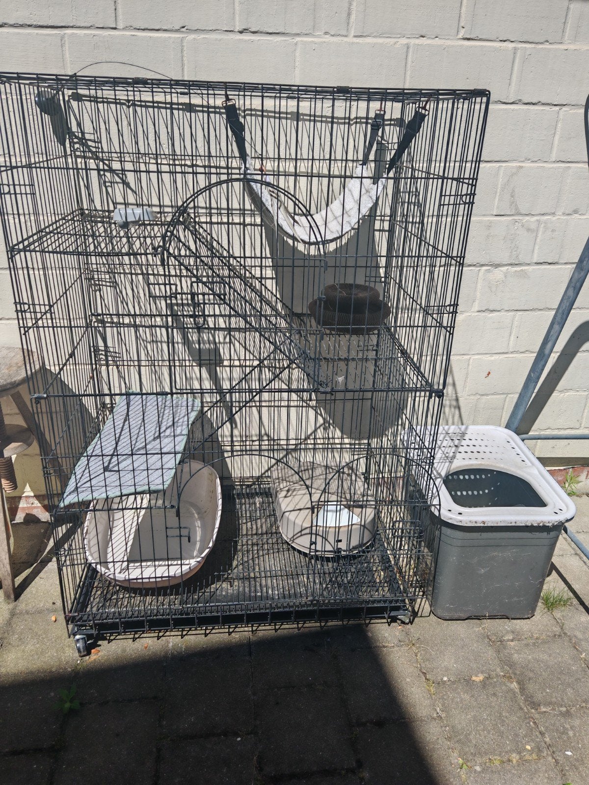 katten materialen, Ophalen