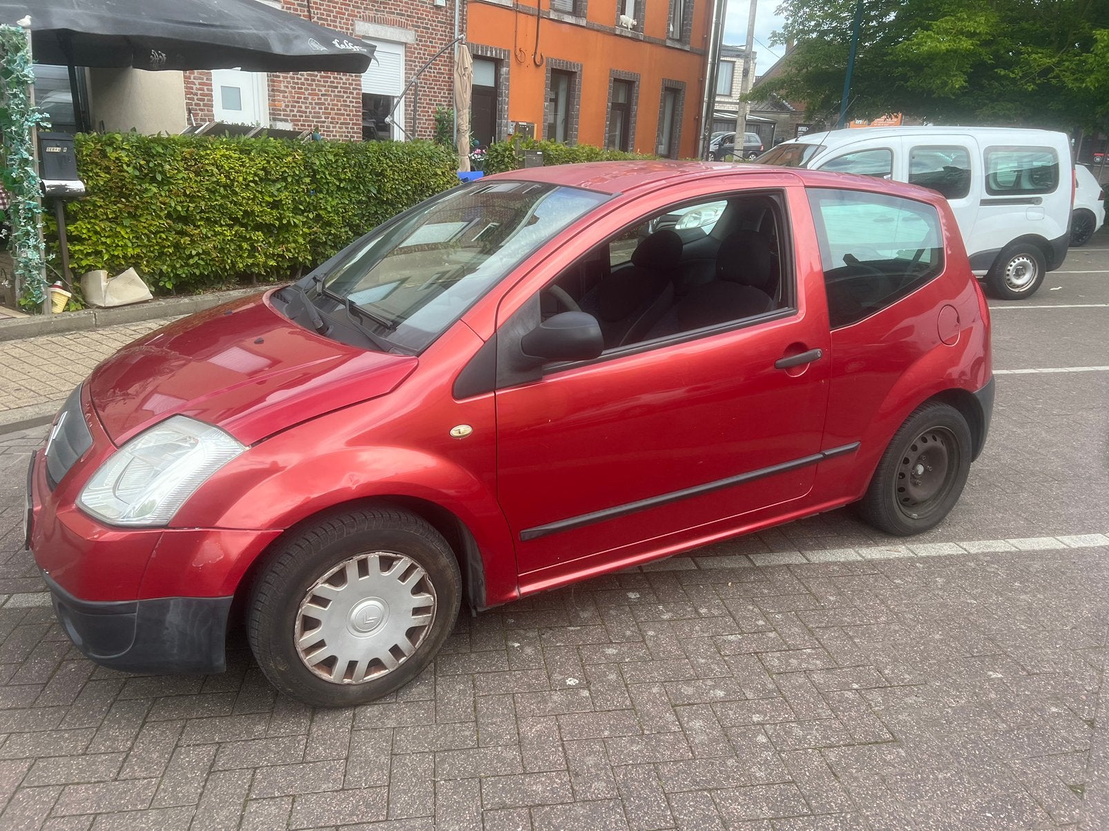 Citroën C2 1.1ess 2005 •PRÊTE À IMMATRICULER, Rouge, Achat, Entreprise, Boîte manuelle