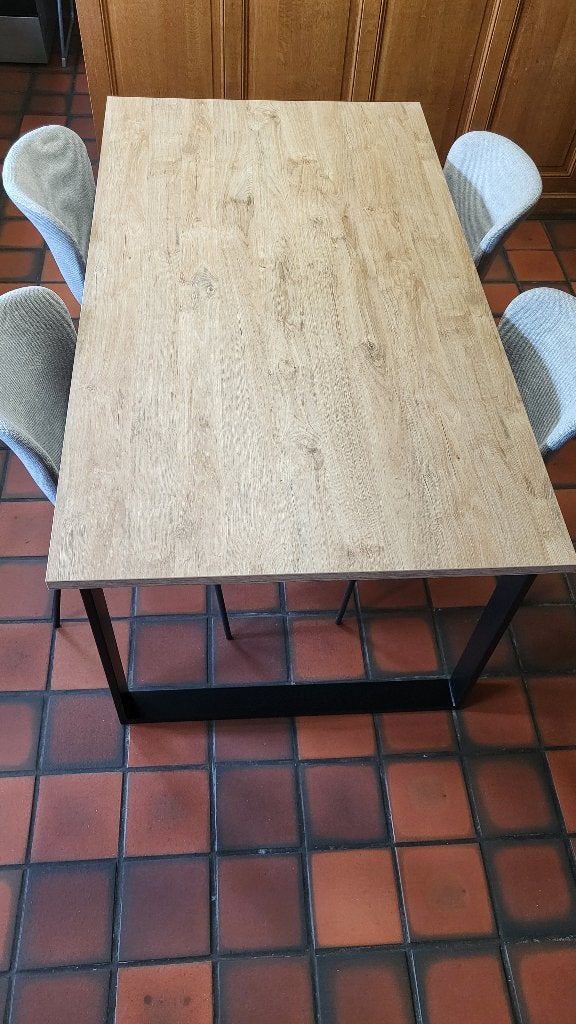 Table 4 personnes + 4 chaises tissu, Quatre personnes, 150 à 200 cm, Comme neuf, Enlèvement