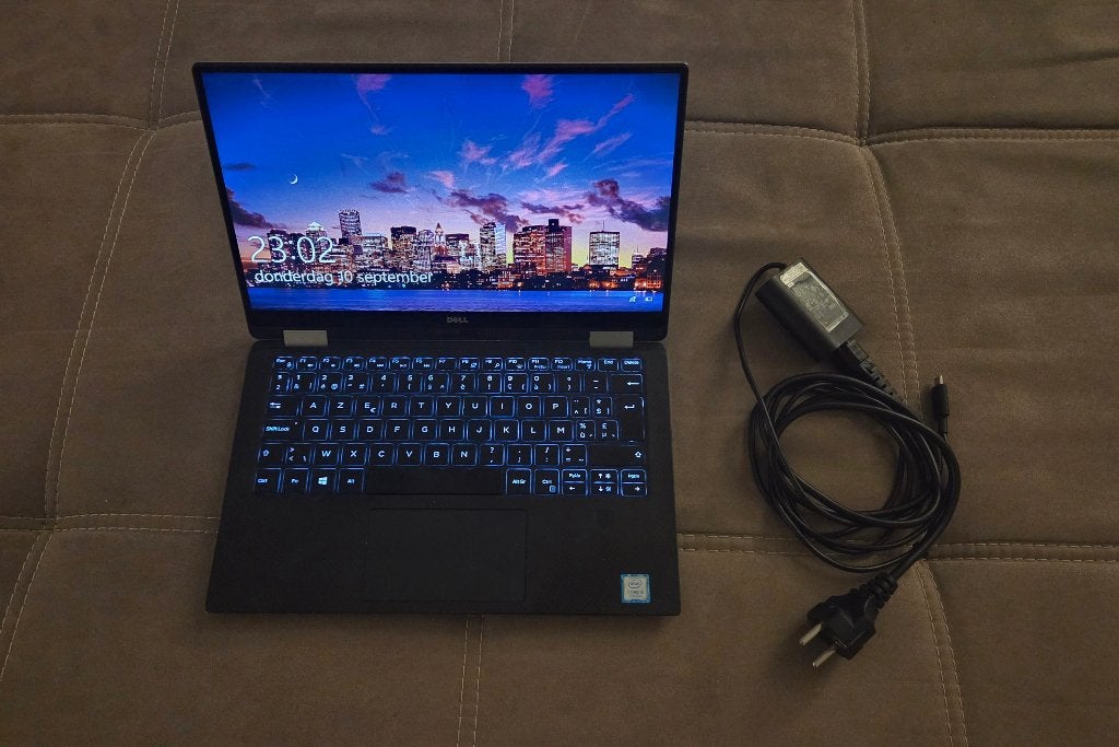 Dell XPS 13 9365 2-in-1 – i5 – 8GB RAM – Touchscreen, 256 GB, Avec écran tactile, Moins de 2 Ghz, Enlèvement