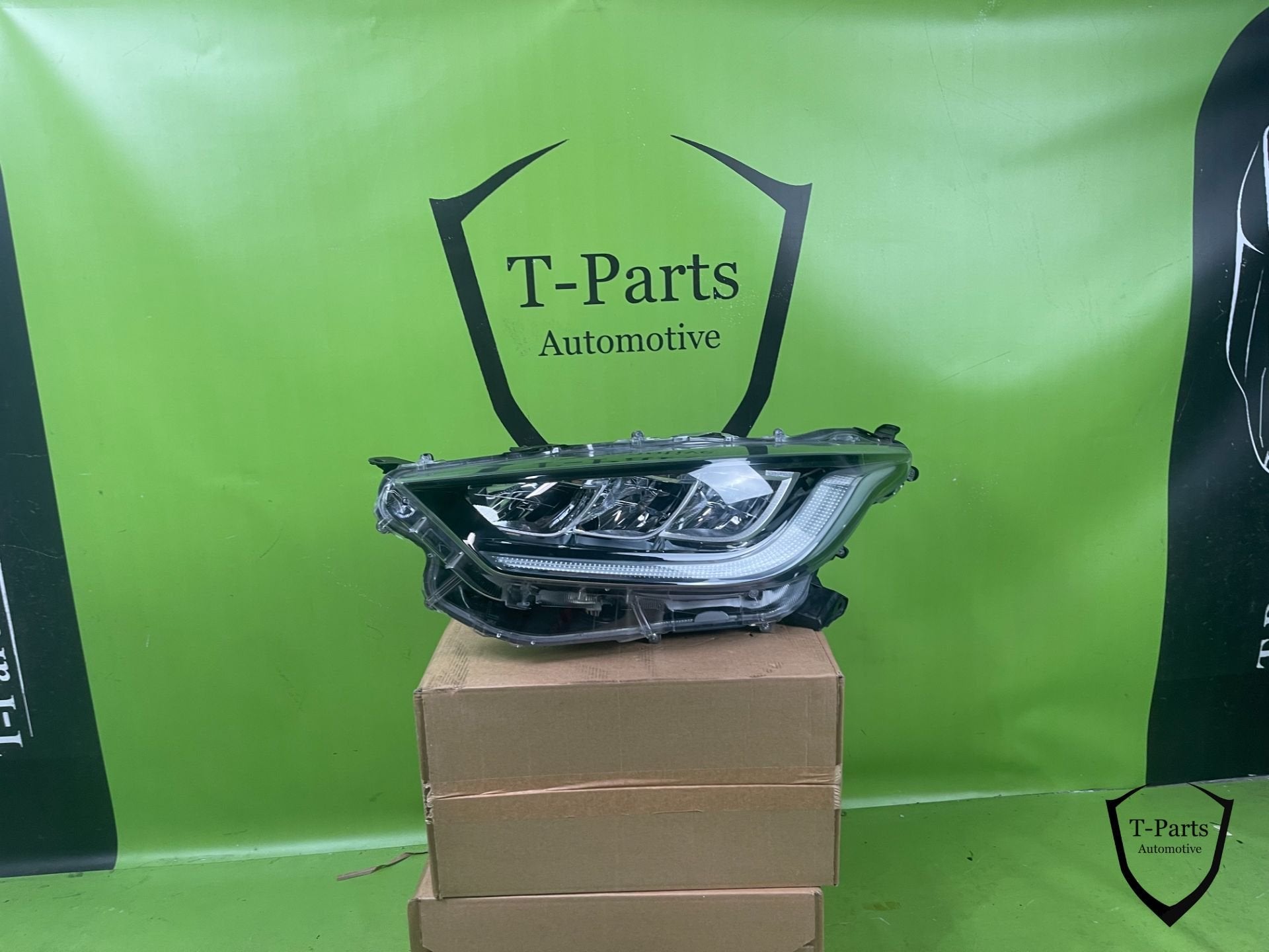 toyota yaris koplamp links 81150K0081 mazda 2, Info@toyota.co.jp, Nieuw, Toyota Motor Corporation, Toyota-Cho 1
471-8571  Toyota City
