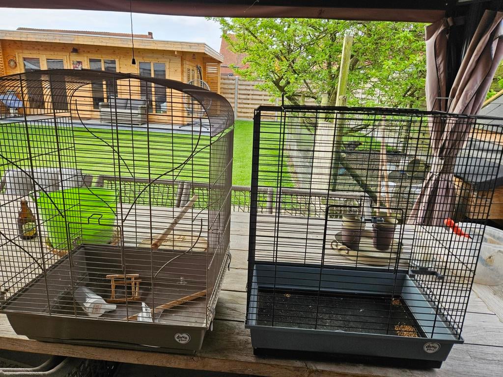 te koop twee vogelkooien van het merk duvo plus in goede st, Enlèvement, Comme neuf, 65 à 100 cm
