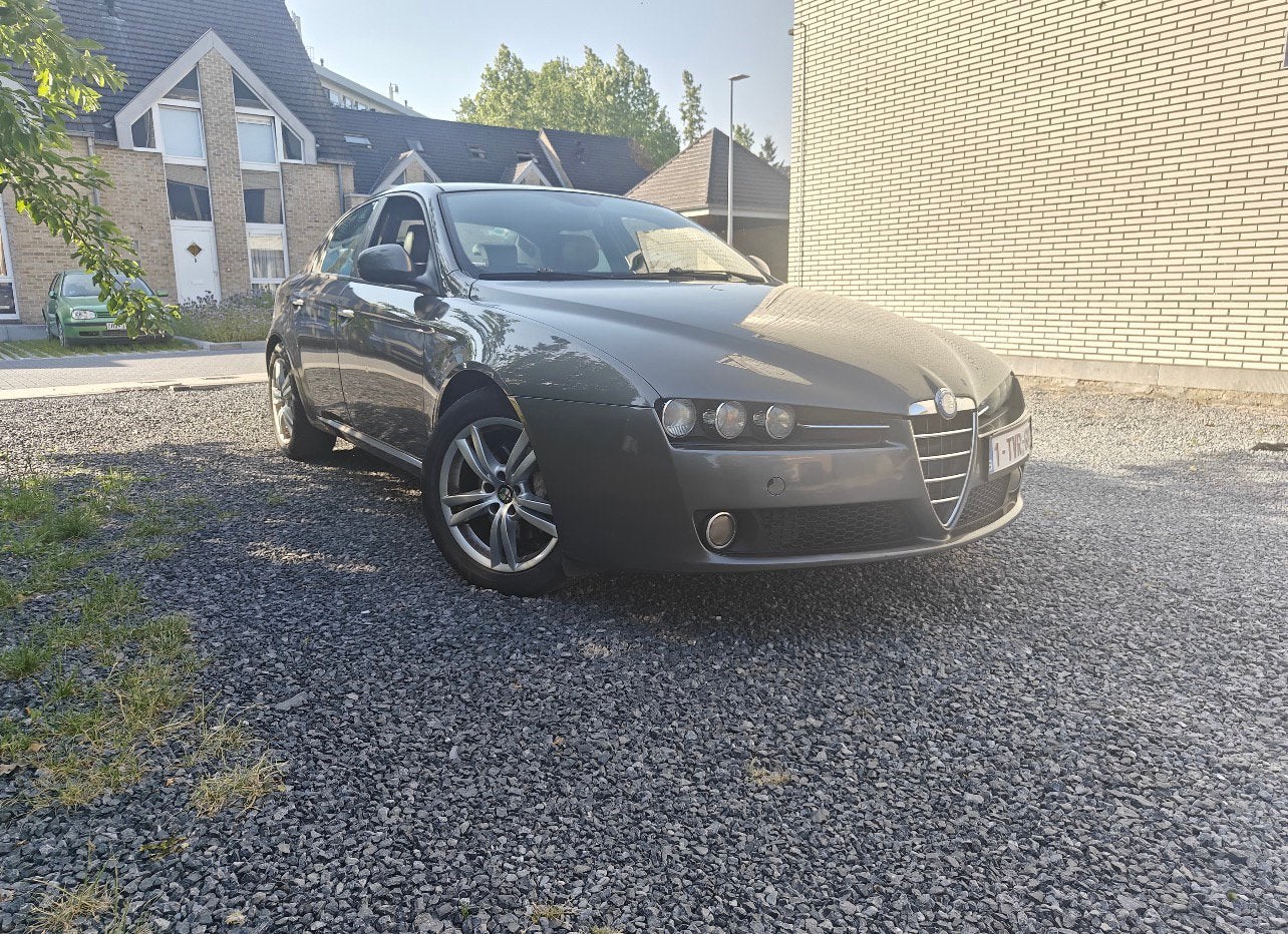 Alfa romeo 159, Autos, Alfa Romeo, Cuir, Euro 5, Achat, Boîte manuelle