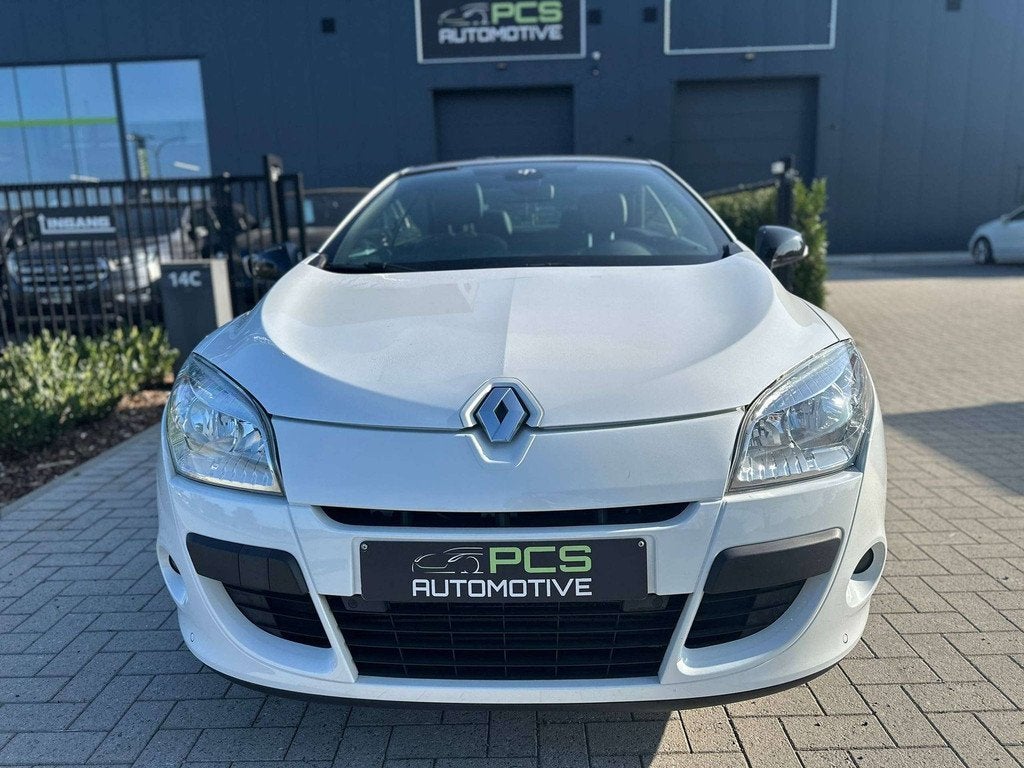 Renault Megane CC 1.4 TCe Privilège / 81.000KM/ 2011, Auto's, Renault, https://public.car-pass.be/vhr/100f34d6-070b-4e7c-aa95-aa408c399f5b