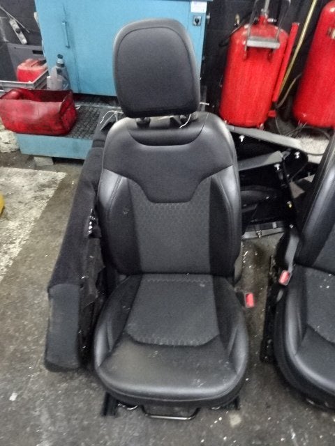 SIEGE AVANT DROIT ( PASSAGER ) Jeep Compass (MP) (01-2016/-), Utilisé, Jeep