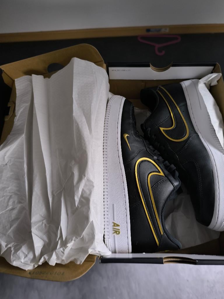 Nike air force 1 taille 41 neuf modèle rare, Vêtements | Hommes, Chaussures, Enlèvement, Neuf, Baskets