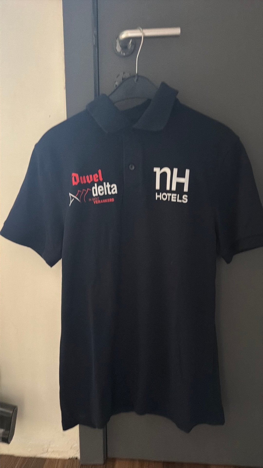 Duvel polo tshirt  M, Ophalen, Zo goed als nieuw
