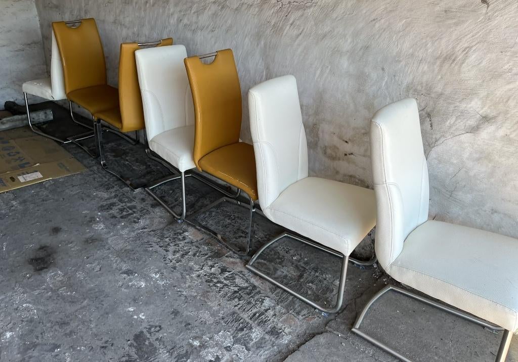 Gratis stoelen te verkrijgen., Huis en Inrichting, Stoelen, Ophalen