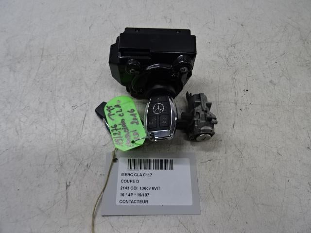 CONTACTSLOT Mercedes-Benz CLA (117.3) (A2469055701), Gebruikt, Mercedes-Benz, Mevr. I. Hauben, Rue de l'Espoir 34 34
4030  GRIVEGNÉE, BE