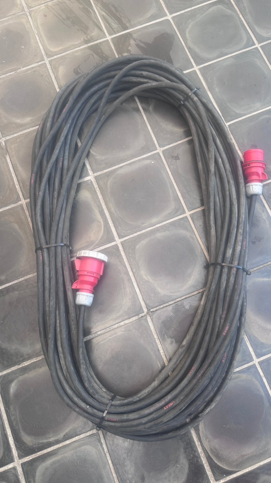 32A verlengkabel 62.5M  5G6, Ophalen, Zo goed als nieuw, Kabel of Snoer