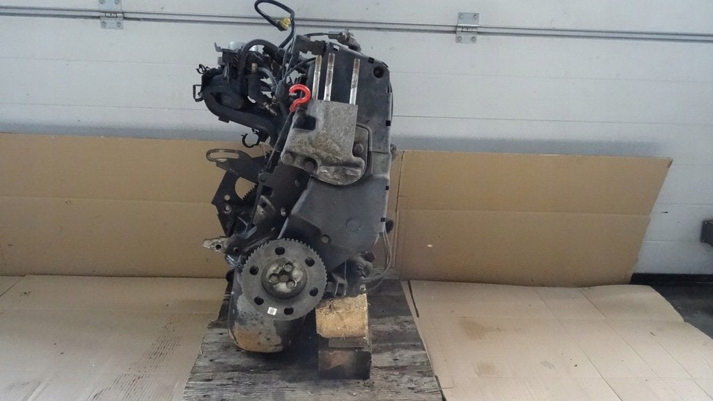 Moteur 188A4000 Nu FIAT PUNTO, Autos : Pièces & Accessoires, Envoi, Utilisé, Skoda