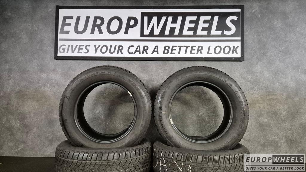 DEMO 225 65 17 Dunlop SP Wintersport 4x ALS NIEUW  DOT 2524, Auto-onderdelen, Banden en Velgen, Gebruikt, -, -, 17 inch