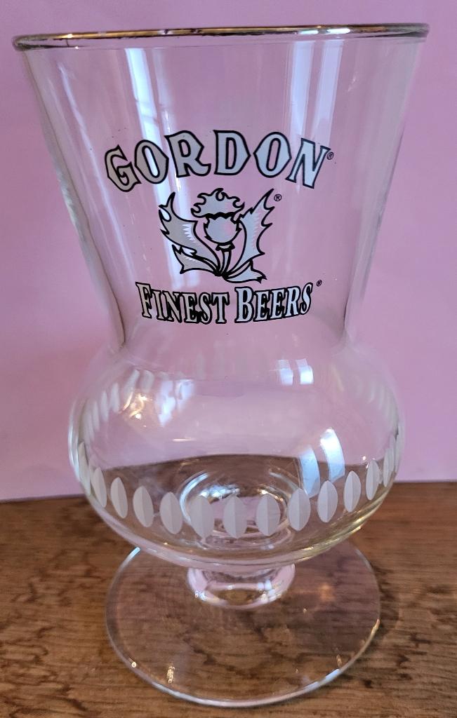 GORDON FINEST BEERS bierglas 33 cl ** ZO GOED ALS NIEUW **, Ophalen of Verzenden, Zo goed als nieuw, Glas of Glazen, Overige merken