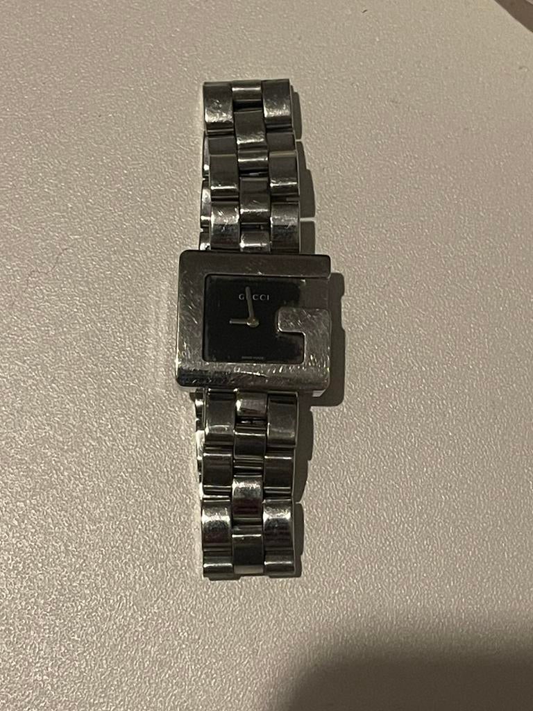 Horloge van Gucci, Ophalen, Gebruikt