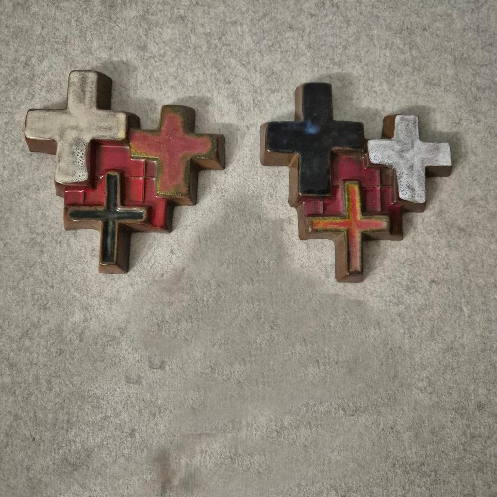 Tieberghien, kruisjes in keramiek, Antiek en Kunst, Antiek | Keramiek en Aardewerk, Ophalen of Verzenden