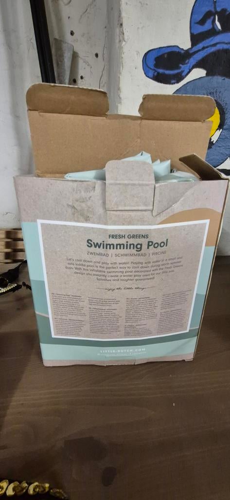 Piscine pour bébé utilisée une fois, Enlèvement