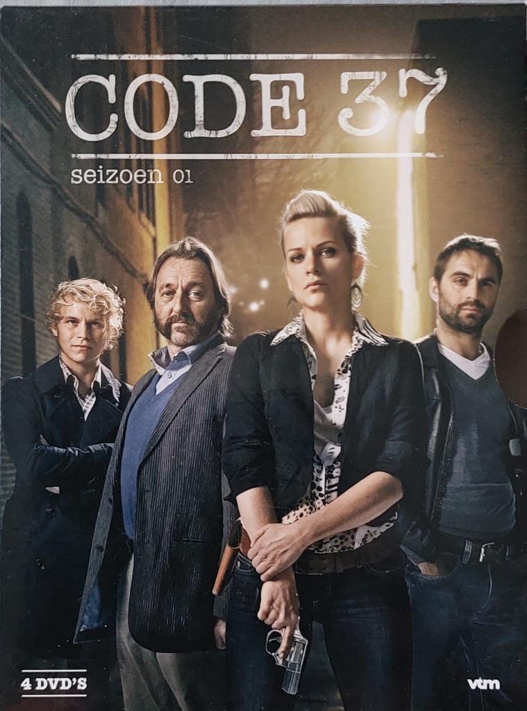 DVD Code 37 seizoen 1&2, À partir de 16 ans, Enlèvement ou Envoi, Utilisé, Action et Aventure
