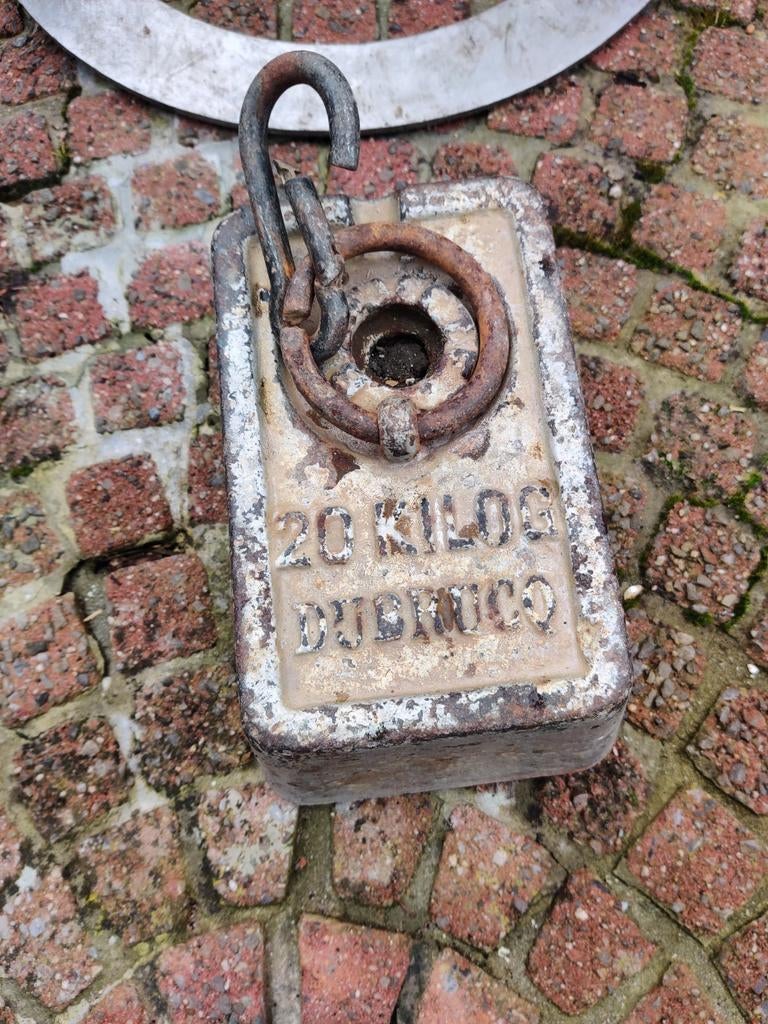 Gewicht oude bascule 20 kg., Ophalen