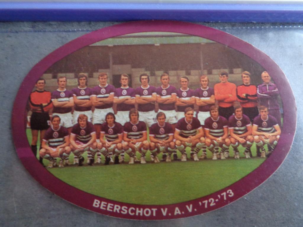 AUTOCOLLANT ÉQUIPE DE FOOTBALL BEERSHOT 1972/1973 Colgate, Enlèvement ou Envoi, Autocollant