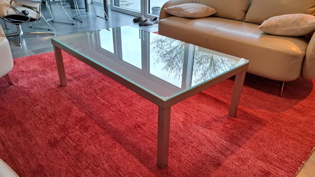 Table basse moderne avec plateau en verre - nouveau prix !, 100 à 150 cm, Moins de 50 cm, Verre, Comme neuf