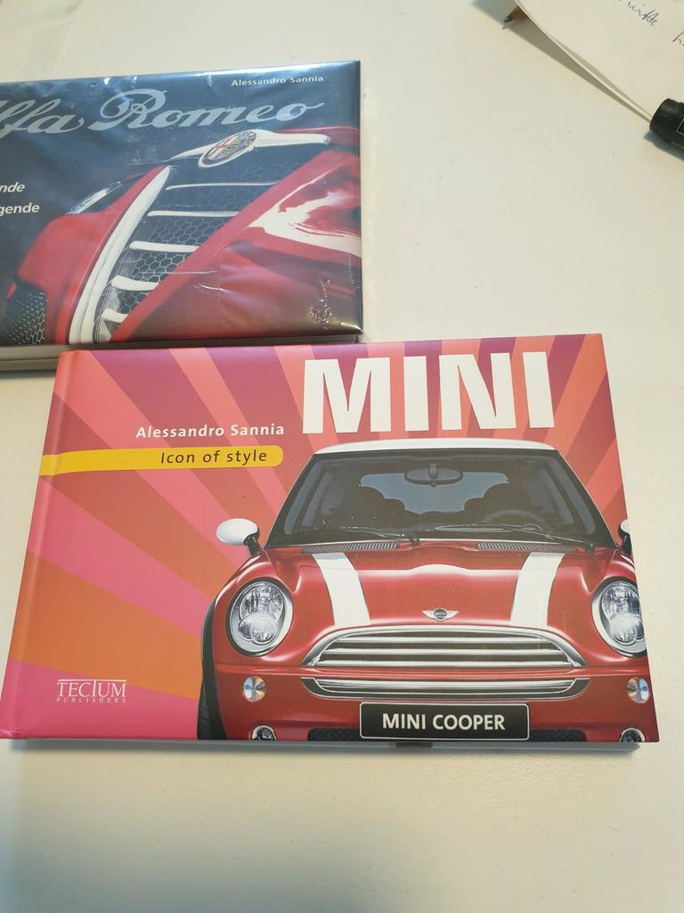 Alessandro Sannia - Couverture rigide Mini Cooper TECTUM, Enlèvement ou Envoi, Comme neuf, A. Sannia